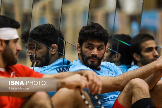 عکس تزئینی است. تیم ملی کشتی در تهران، ۴ همراه در راه آمریکا!