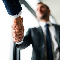 ضرورت یادگیری انگلیسی تجاری برای موفقیت در کسب و کار