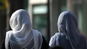 اعتراض فعالان به ممنوعیت حجاب اسلامی در یکی از ایالت‌های هند