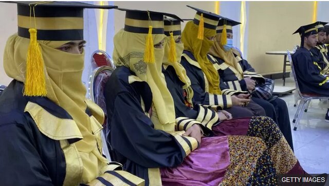 بازگشایی شماری از دانشگاه‌ها در افغانستان با حضور دختران دانشجو