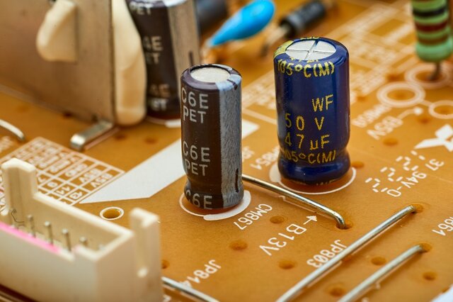 بررسی فناوری نانو الکتروسرامیکها بررسی فناوری نانو الکتروسرامیکها