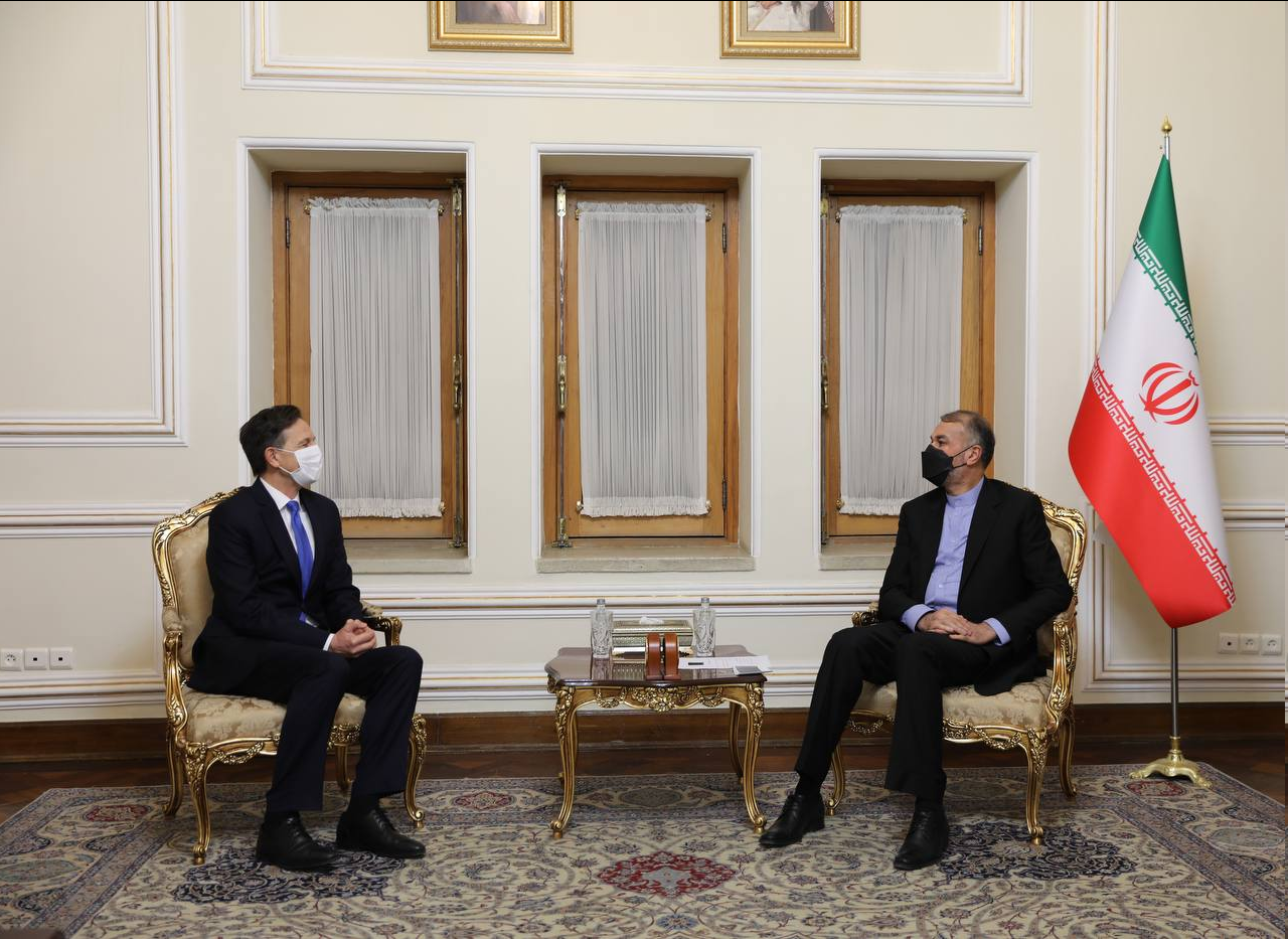 دیدار سفیران کوبا و سوئیس و یک مقام سازمان ملل با وزیر خارجه