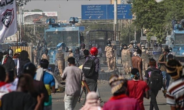 تظاهرکنندگان سودانی به دنبال اخراج رییس هیات سازمان ملل از خارطوم 