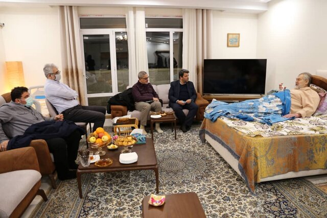 رئیس سازمان سینمایی از نادر طالبزاده عیادت کرد