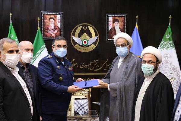 دیدار رئیس سازمان قضایی نیروهای مسلح با فرمانده نیروی هوایی ارتش دیدار رئیس سازمان قضایی نیروهای مسلح با فرمانده نیروی هوایی ارتش