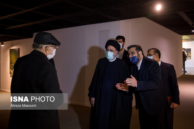 عکس آرشیوی است واکنش رئیسجمهور به یک حاشیه در جشنواره چهلم فجر