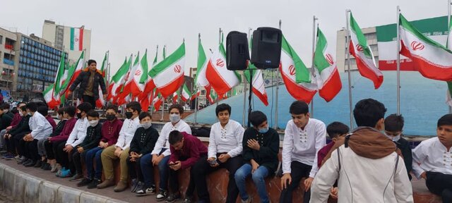 حاشیه نگاری های خبرنگاران ایسنا از راهپیمایی 22 بهمن 1400