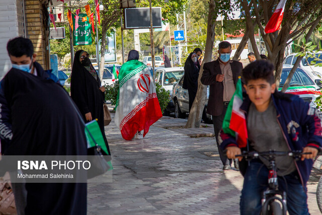 حضور باشکوه بوشهریها در راهپیمایی ۲۲ بهمن