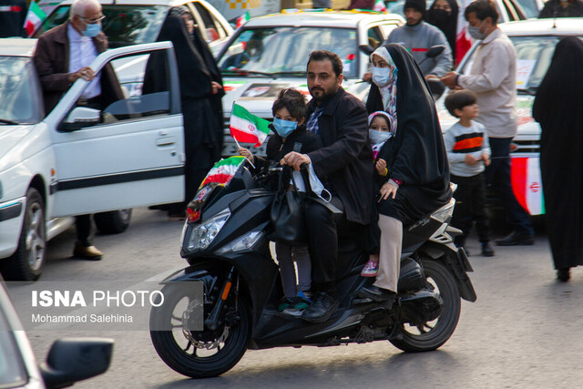 حضور باشکوه بوشهریها در راهپیمایی ۲۲ بهمن