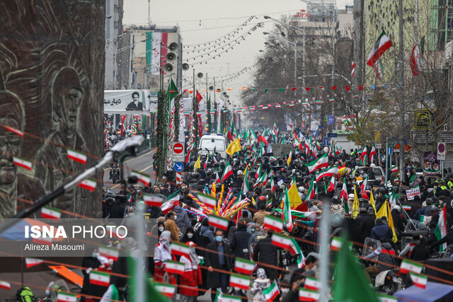 راهپیمایی ۲۲ بهمن می تواند به انعکاس صدای ملت تبدیل شود