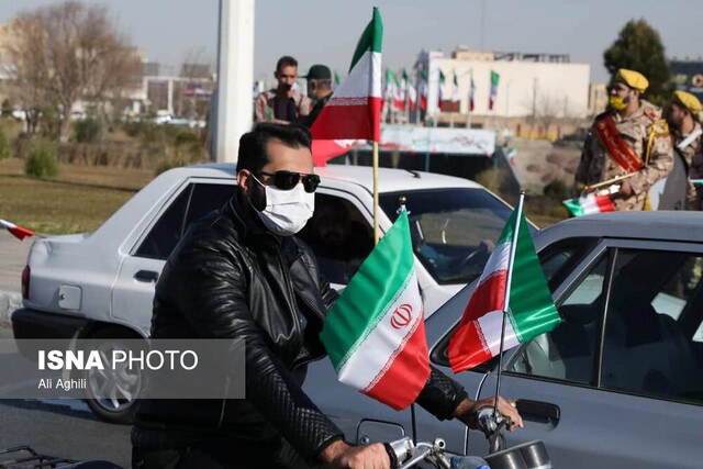 رژه خودرویی ۲۲ بهمن همزمان با سراسر ایران اسلامی در مهریز