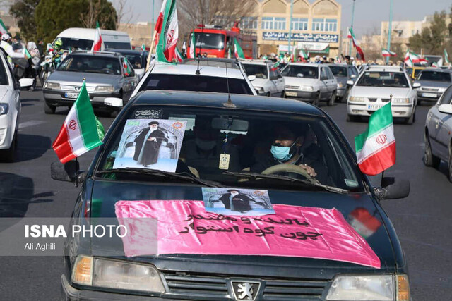 رژه خودرویی ۲۲ بهمن همزمان با سراسر ایران اسلامی در مهریز
