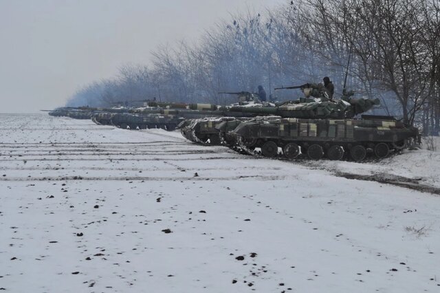 اوکراین: شمار نیروهای روس در مرزها به حدود ۱۵۰ هزار تن رسید