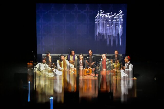 کنسرت هنرمندان افغانستانی با سرپرستی هوشنگ جاوید  کنسرت هنرمندان افغانستانی با سرپرستی هوشنگ جاوید