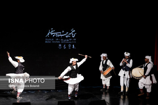 سبک و سنگین کردن جشنواره فجر در ترازوی نقد سبک و سنگین کردن جشنواره فجر در ترازوی نقد