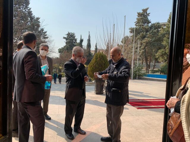 شمعی برای هنرمندان متولد بهمن