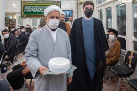 مراسم عمامه گذاری طلاب در روز میلاد حضرت علی(ع)