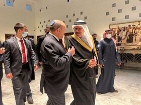دیدار نفتالی بنت با ولیعهد و تعداد از وزرای بحرینی در منامه