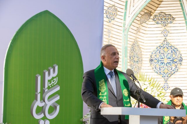 گلدسته طلایی حرم امام علی (ع) رونمایی شد