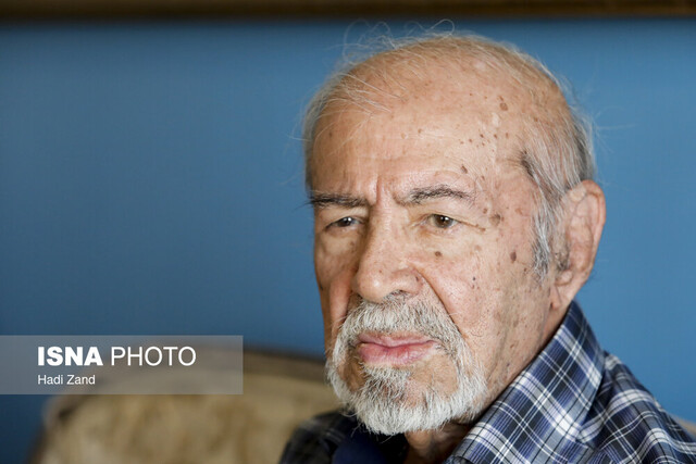 ر. اعتمادی به خاک سپرده شد ر. اعتمادی به خاک سپرده شد