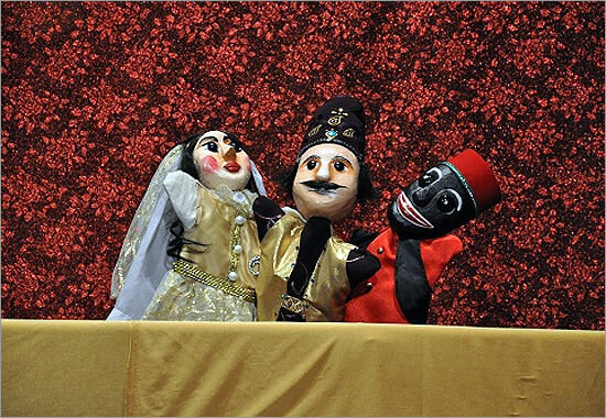 عکس تزیینی از نمایش پهلوان کچلک «پهلوان کچلک» هم باید مالیات بدهد؟