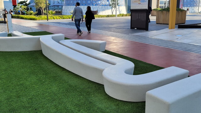 یک «ایران» در میان خط عربی