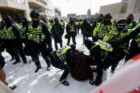 اعتراضات در کانادا؛ پاکسازی نسبی در اتاوا و بازداشت بیش از ۱۰۰ معترض