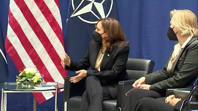 کامالا هریس: روسیه باید نشان دهد درباره دیپلماسی جدی است کامالا هریس: روسیه باید نشان دهد درباره دیپلماسی جدی است