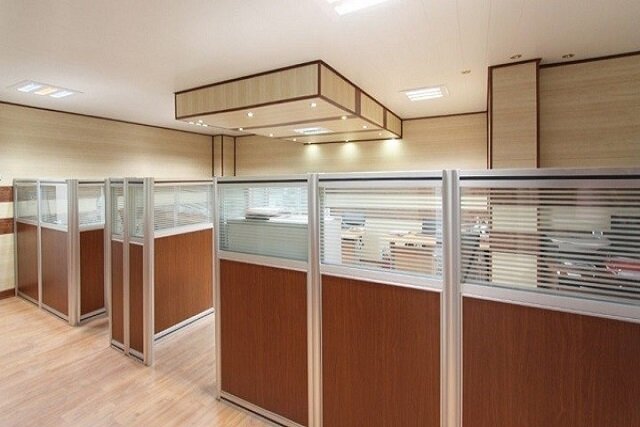 پارتیشن اداری با نظم دقیق خرید پارتیشن اداری شیک و حرفه ای