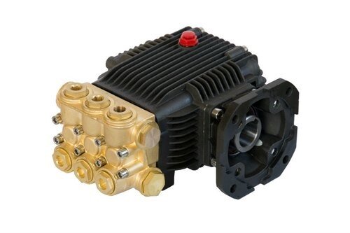 تفاوت پمپ کارواش صنعتی ۲۰۰ باربا دیگر مدل های پمپ