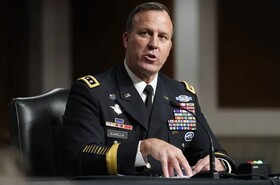 فرمانده سنتکام: متحدان آمریکا نسبت به تعهد ما به خاورمیانه نگرانند 