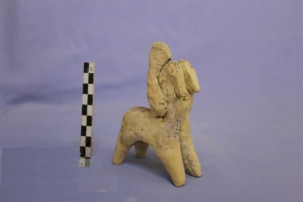 عکس از میراث آریا کشف پیکرک اسب سفالی در شوش