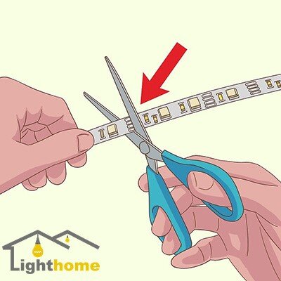 ریسه ال ای دی ۱۲ ولت و ۲۴ ولت چه تفاوتی دارند؟