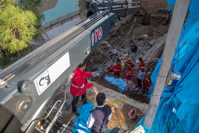 ریزش آوار ساختمانی و محبوس شدن دو کارگر - قم