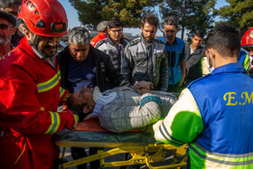 ریزش آوار ساختمانی و محبوس شدن دو کارگر - قم