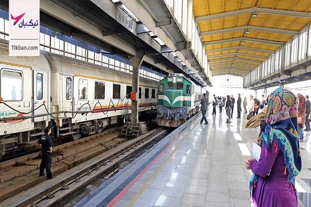 از تهران تا بندرعباس با قطار، از بندرعباس تا کیش با لنج! از تهران تا بندرعباس با قطار، از بندرعباس تا کیش با لنج!