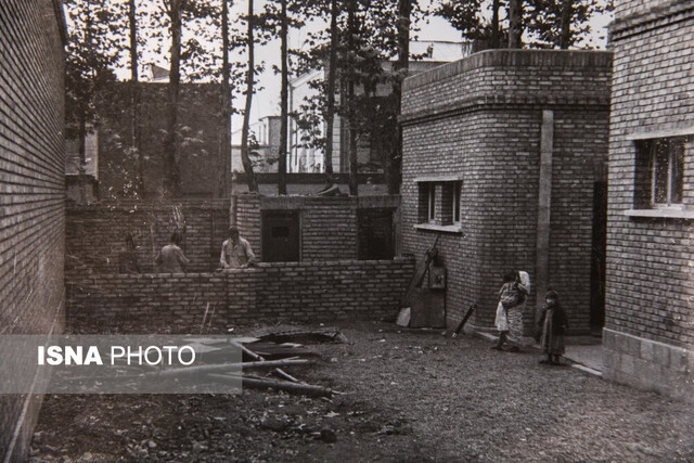 خاطرات یک قرنِ "باغ اطلسی قجری"؛ از آنفلوآنزای اسپانیایی تا کارِستان در کرونا + عکس