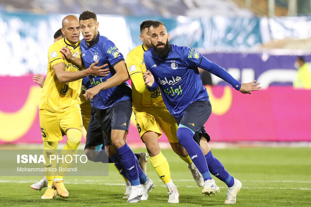 گل استقلال به فجر خطا بود؟ گل استقلال به فجر خطا بود؟