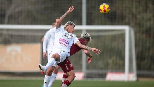 لیگ فوتبال اوکراین حداقل ۳۰ روز تعطیل شد لیگ فوتبال اوکراین حداقل ۳۰ روز تعطیل شد