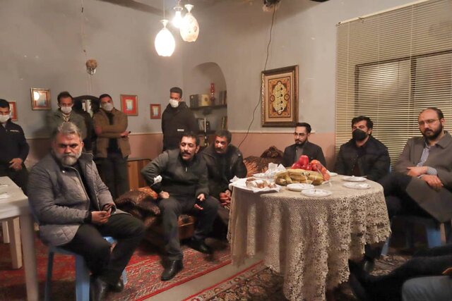 بازدید علی فروغی و مدیران شبکه سه سیما از پشت صحنه «حکم رشد» بازدید علی فروغی و مدیران شبکه سه سیما از پشت صحنه «حکم رشد»