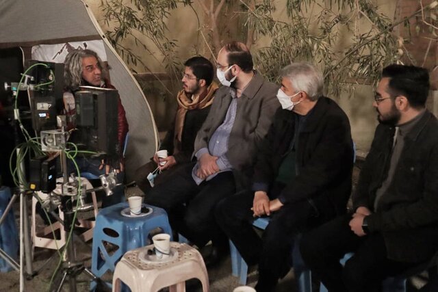 بازدید علی فروغی و مدیران شبکه سه سیما از پشت صحنه «حکم رشد» بازدید علی فروغی و مدیران شبکه سه سیما از پشت صحنه «حکم رشد»