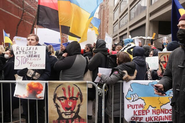 هزاران مخالف ضد جنگ، از توکیو تا نیویورک هزاران مخالف ضد جنگ، از توکیو تا نیویورک