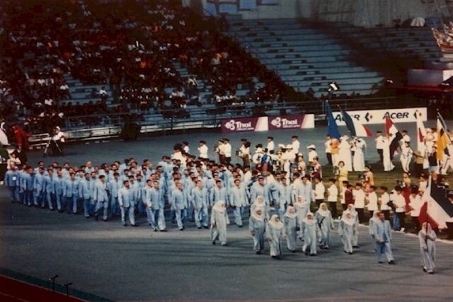 زن تاریخساز ورزش ایران: با تلفن سکهای خبر پرچمداری را به خانوادهام دادم/ غریب ماندهایم