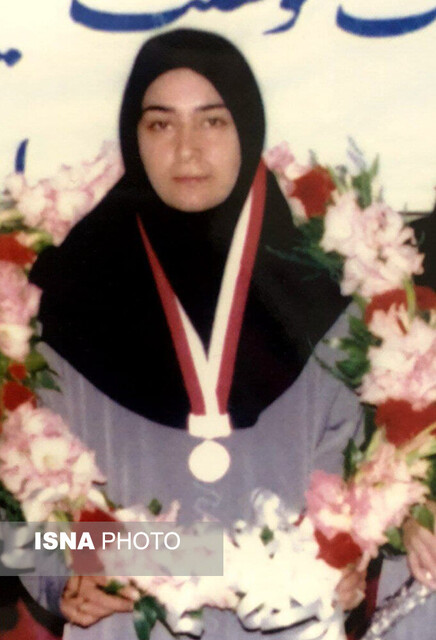 زن تاریخساز ورزش ایران: با تلفن سکهای خبر پرچمداری را به خانوادهام دادم/ غریب ماندهایم