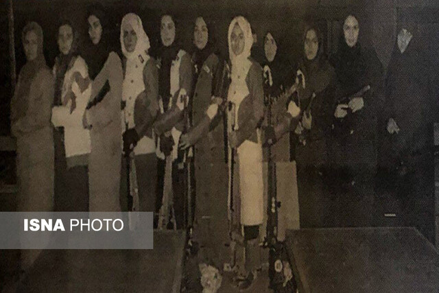 زن تاریخساز ورزش ایران: با تلفن سکهای خبر پرچمداری را به خانوادهام دادم/ غریب ماندهایم