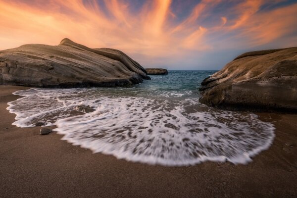 عکس «موج و صخره» از ایمان یدملت عکاسان ایرانی در جشنواره های ژاپن و هندوستان تقدیر شدند