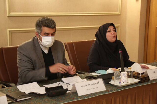 ضرورت آموزش فارسی به خارجیها و ایجاد بانک اطلاعاتی