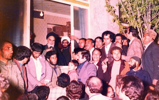 سکونت در خیابان ساحلی و دربند و جماران 3