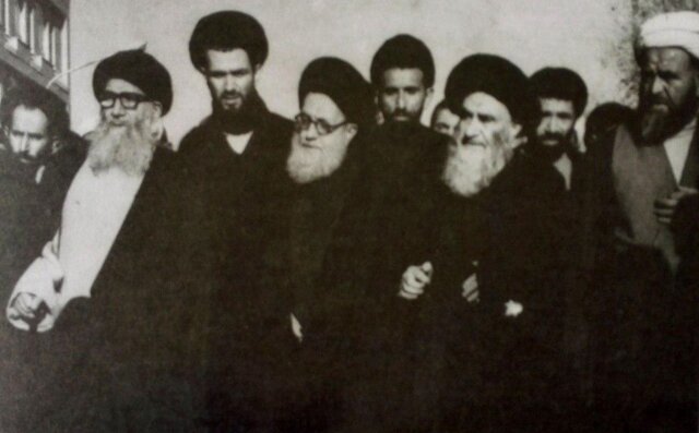 سکونت در خیابان ساحلی و دربند و جماران 5