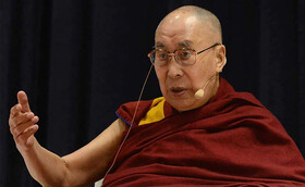 دالایی لاما: جنگ دیگر منسوخ شده، قرن ۲۱ قرن گفتگو باشد
